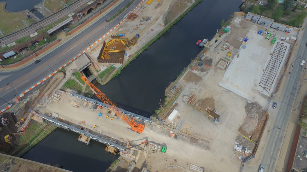 Ordsall Chord - cofferdam.